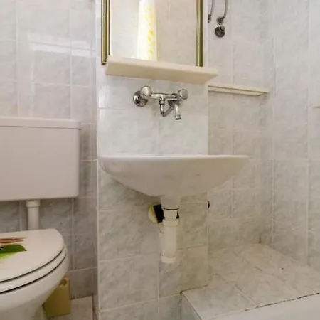 Apartmán Sutvid- One Bedroom With Loggia And Sea View *