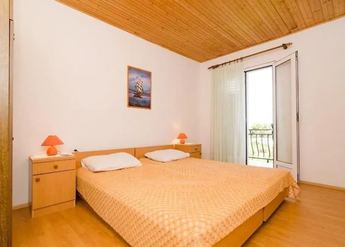 Apartmán Sutvid- One Bedroom With Loggia And Sea View Drače