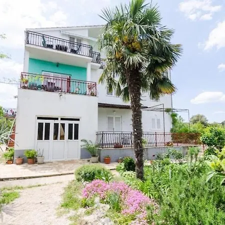 Sutvid- One Bedroom With Loggia And Sea View * Drače