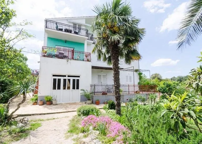 Sutvid- One Bedroom With Loggia And Sea View * Drače